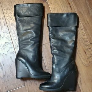 New LAUREN Ralph Lauren wedge-heel, cuffed tall boots. Black leather, inside zip